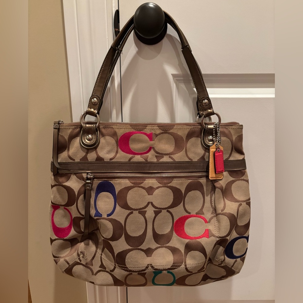 Coach Poppy Signature C Glam Tote